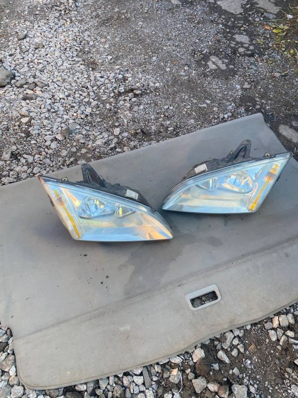 Фари передні пара Ford Focus 2 ліва права