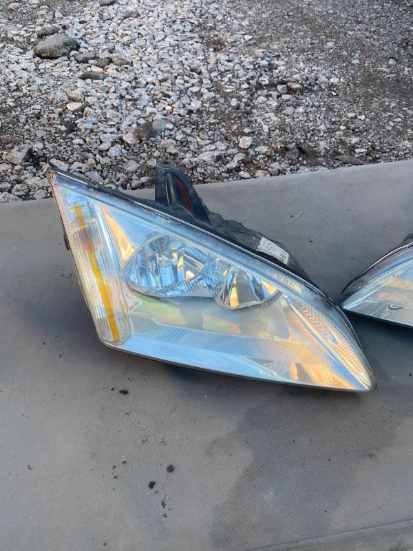 Фари передні пара Ford Focus 2 ліва права