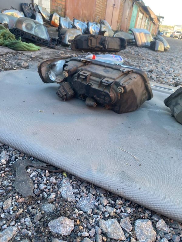 Фара передня Фари передні Оптика Audi A3 8L Ауді А3 8Л A4 B5