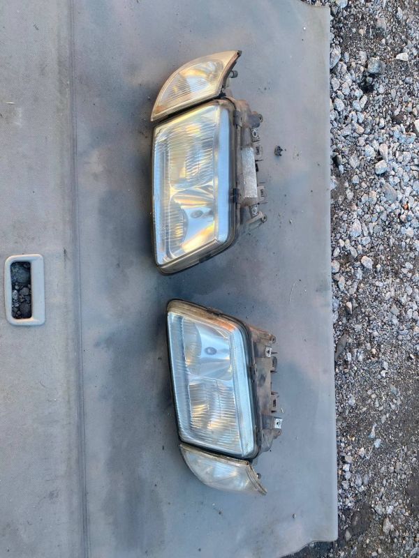 Фара передня Фари передні Оптика Audi A3 8L Ауді А3 8Л A4 B5