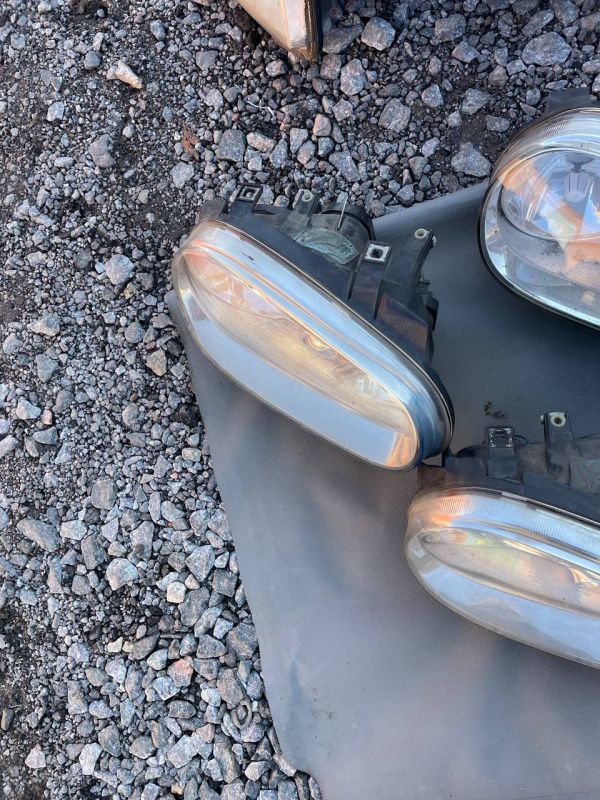 Фари передні ліві праві Гольф 4 Golf 4