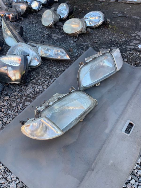 Фари ліва права Фольксваген Шаран Ford Galaxy / Volkswagen Sharan I