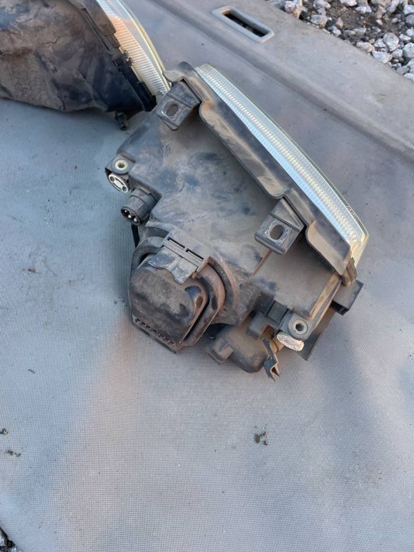 Фари передні пара ліва права оптика Audi A4 B5 Ауді