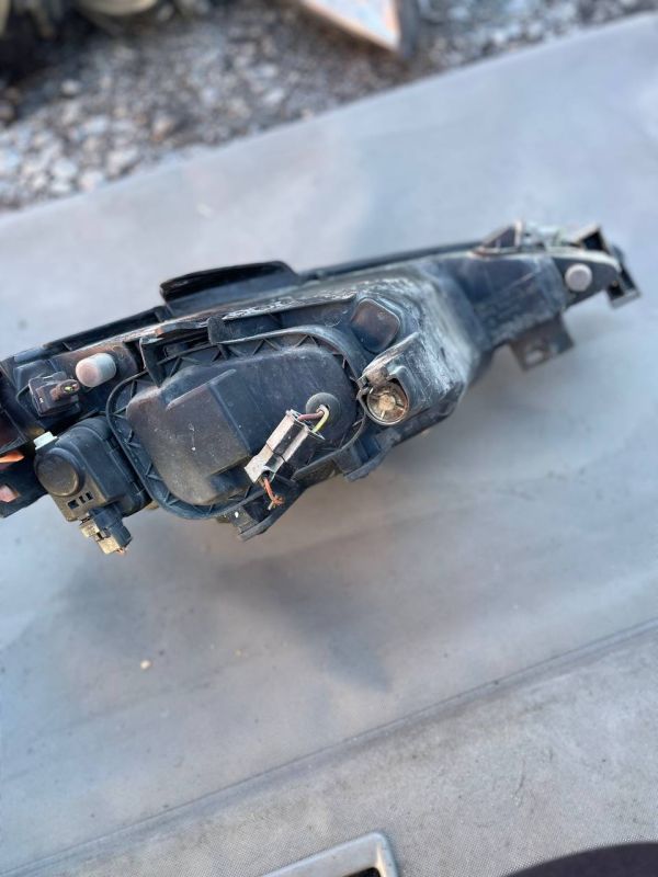 Фари передні пара ліва права Peugeot 206 1998-2003