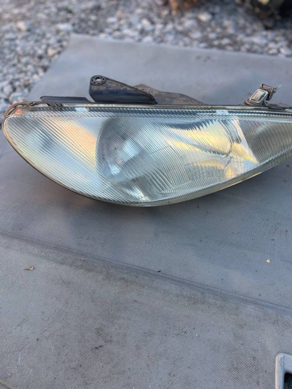 Фари передні пара ліва права Peugeot 206 1998-2003