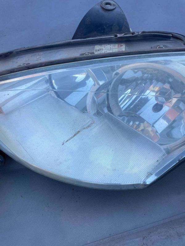 Фари форд фокус 1 з поворотніком