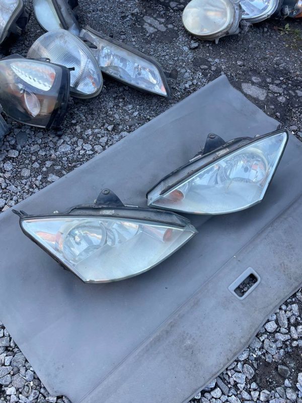 Фари форд фокус 1 з поворотніком