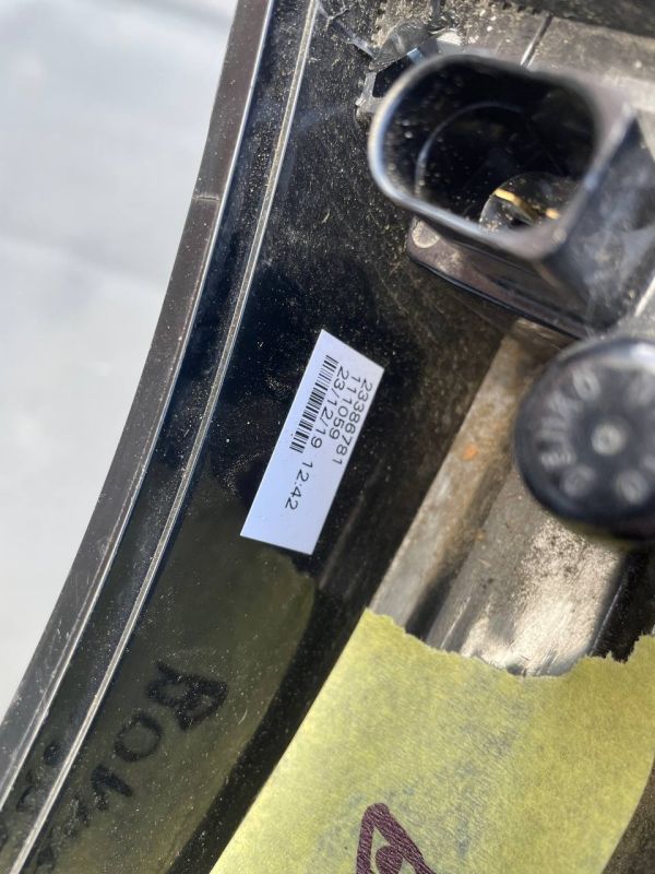 Поворотник правий LED VOLVO FH4 бічний покажчик повороту ВОЛЬВО ФШ4