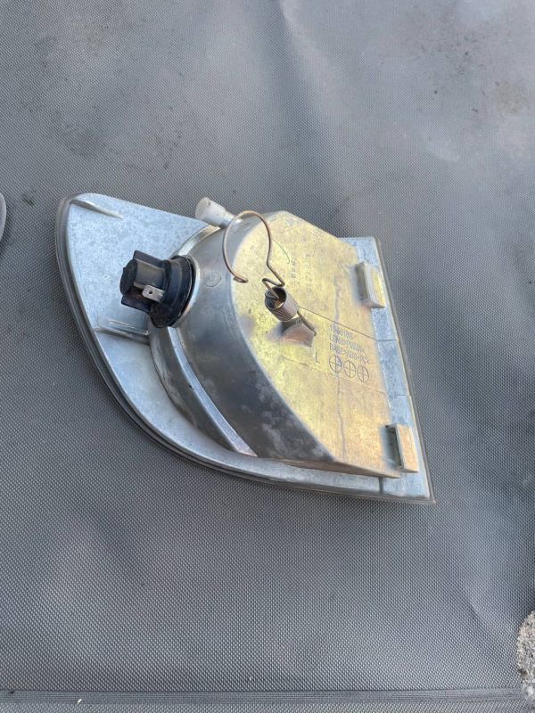 Поворотник лівий правий Mercedes Vito W638 поворотники Вито 638