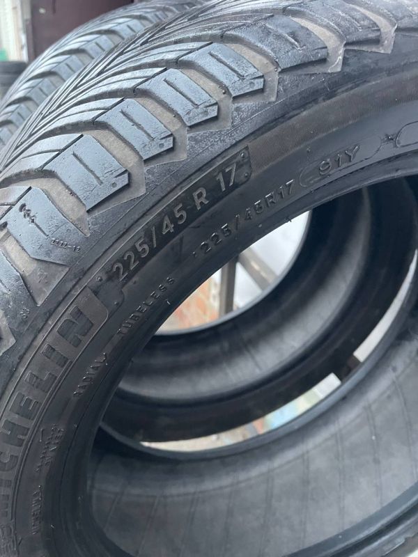 Шини пара Michelin 225/45 r17 все сезон резина
