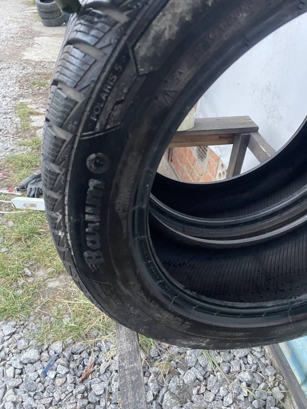 Шини пара Barum 205/55 r17 зима резина