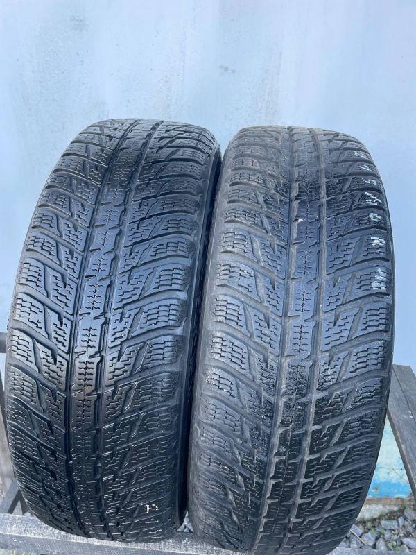 Шини пара Nokian 215/70 r16 зима резина
