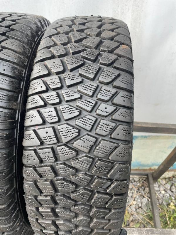 Шини пара 195/65 r15 зима резина