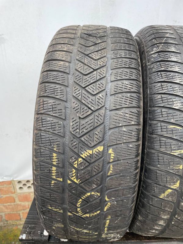 Шини комплект/пара Pirelli 235/65 r17 зима резина