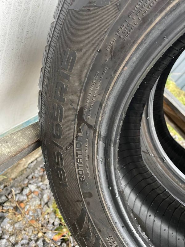 Шини пара Nokian 195/65 r15 зима резина