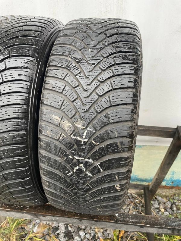 Шини пара Falken 205/55 r16 зима Резина