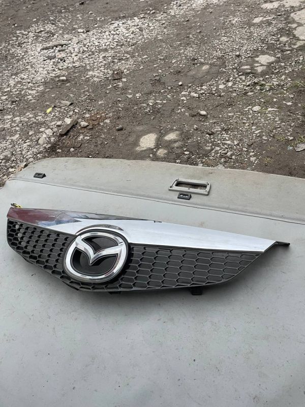 Решетка радиатора Mazda 6 GG Original решітка радіатора Мазда 6gg