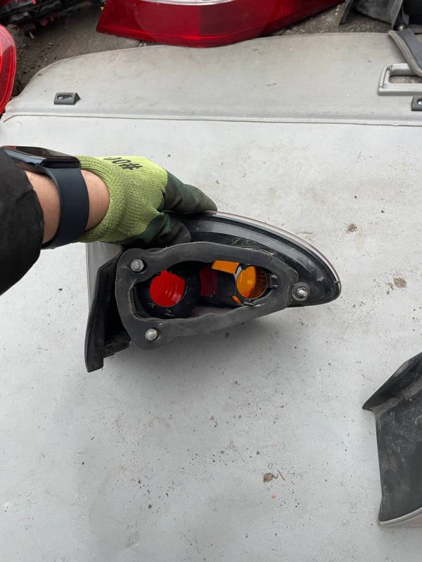 Ліхтарі задні лівий правий стопи Seat Ibiza сіат 