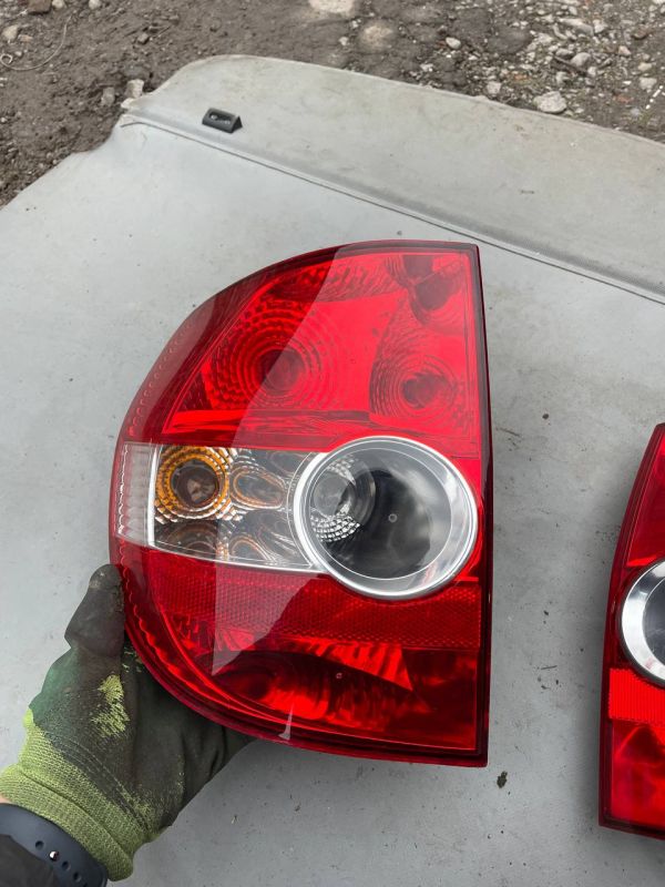 Стопи, стоп,ліхтарі задні лівий правий Volkswagen Fox фольксваген фокс