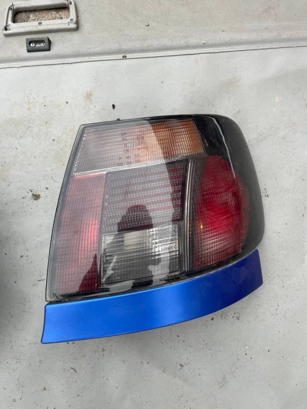 Cтоп ліхтар задній правий AUDI A4 B5 Ауді