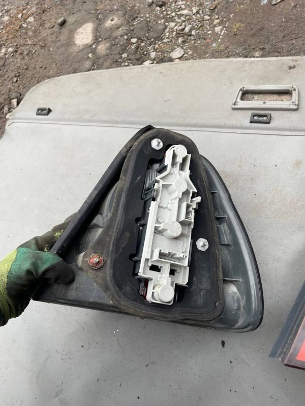 Задні ліхтарі лівий правий стопи bmw e46 compact БМВ е46