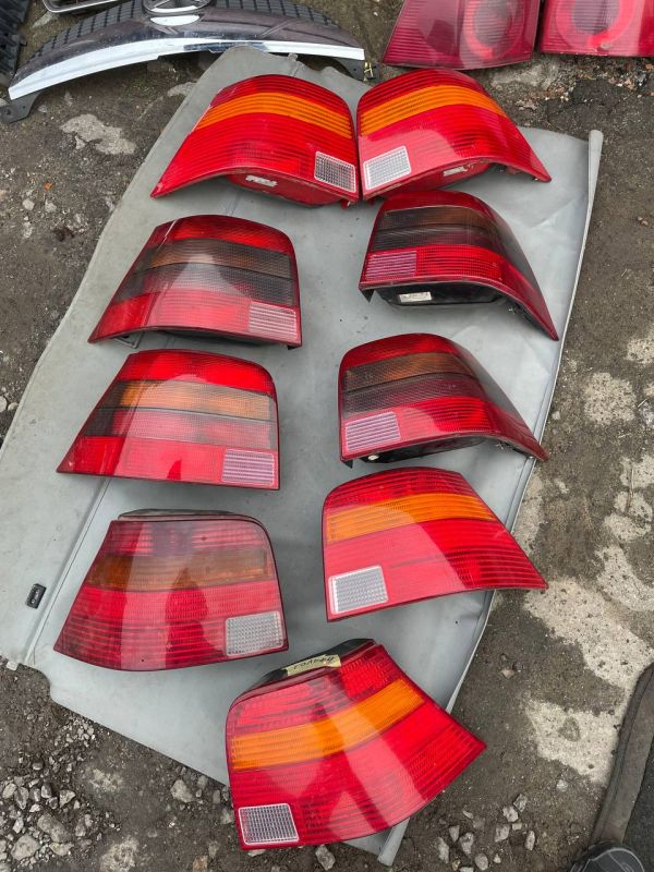 Задні ліхтарі,Стопи лівий правий Volkswagen Golf IV 4 хетчбек фонарь