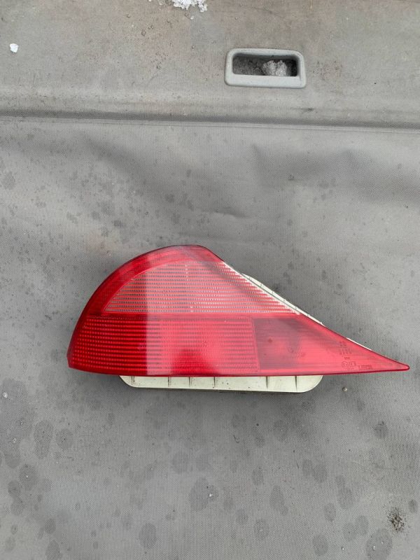 Задня фара (ліхтар) стоп лівий Lancia Y модель 840 