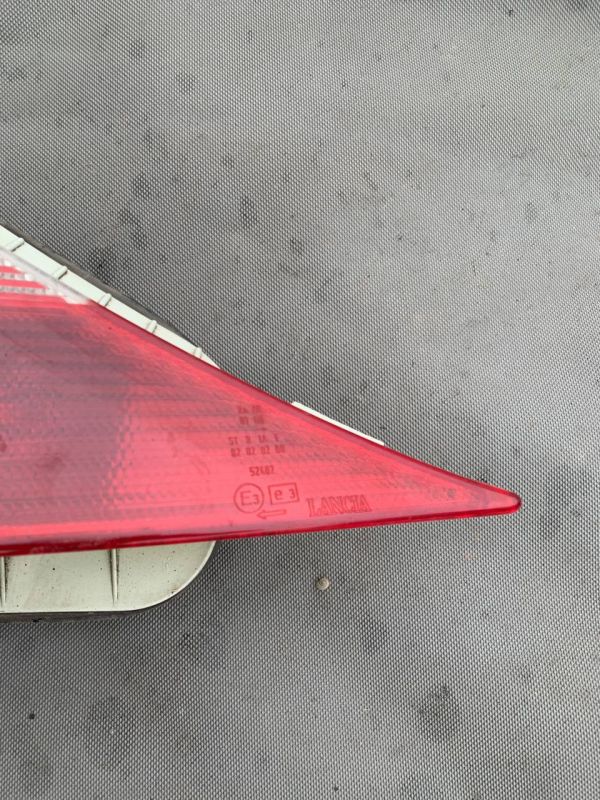 Задня фара (ліхтар) стоп лівий Lancia Y модель 840 