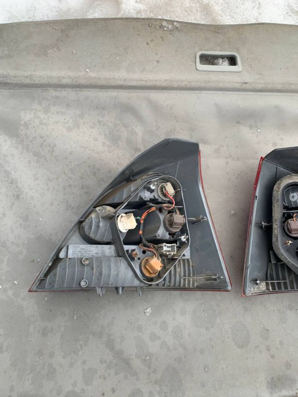 Задній ліхтар правий стоп Honda Civic хатчбек Фонарь Уцінка