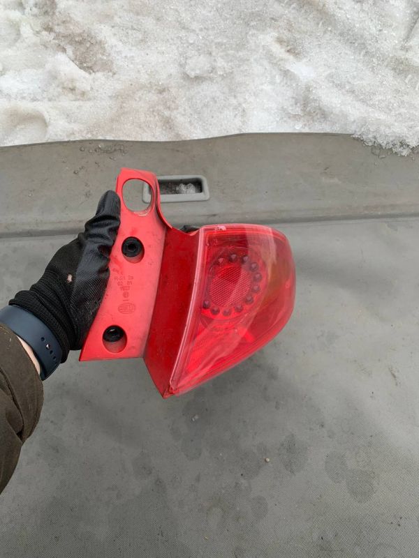 Стоп ліхтар правий фонарь Seat Leon Сиат Леон Рест