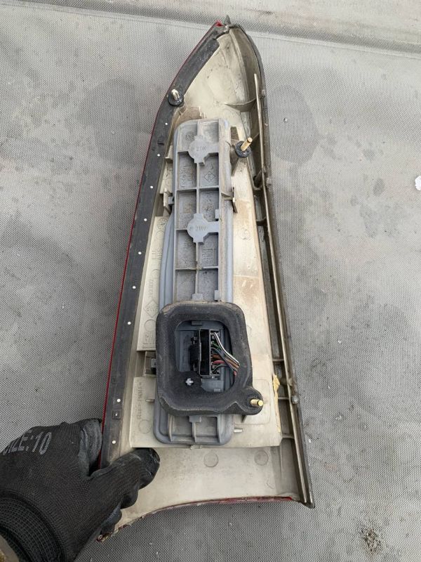 Задній правий ліхтар стоп фонарь Opel Astra G універсал Уцінка