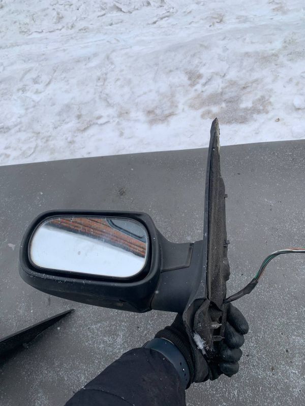 Дзеркало заднього виду ліве праве Ford Fusion/ Fiesta (02-05)