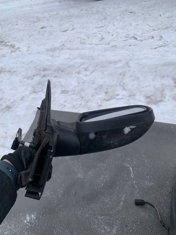 Дзеркало заднього виду ліве праве Ford Fusion/ Fiesta (02-05)