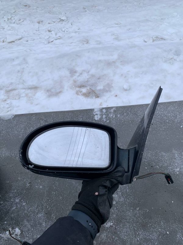 Дзеркало заднього виду ліве праве Ford Focus Mk1 Форд фокус 98-04