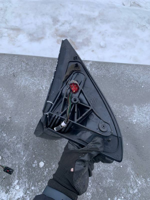 Дзеркало заднього виду ліве праве Ford Focus Mk1 Форд фокус 98-04