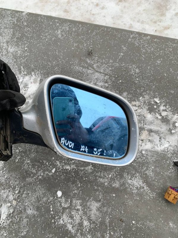 Дзеркало заднього виду праве audi a4 b5 бокове зеркало Ауді а4