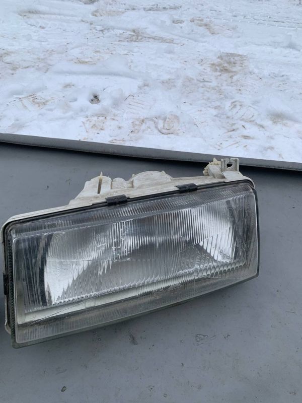 Фари передні Ліва Права Шкода Феліція Skoda Felicia дорестайл