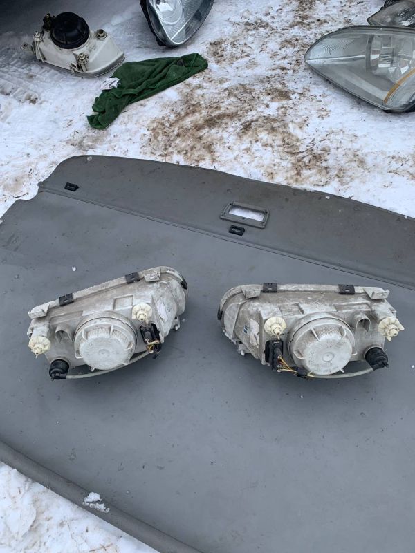 Фари передні ліва права Шкода Skoda Felicia Рестайлінг