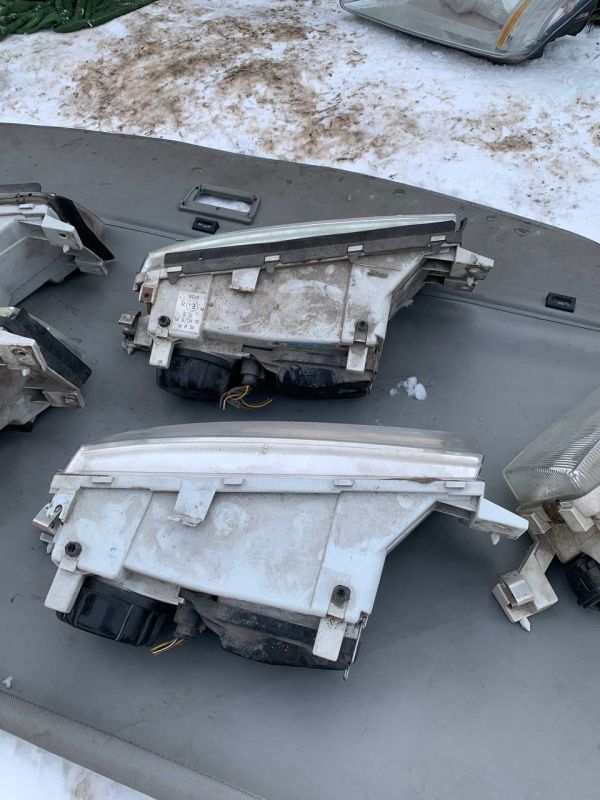 Фари передні ліва Skoda Octavia Tour Шкода Октавия Тур 00-10 лінза