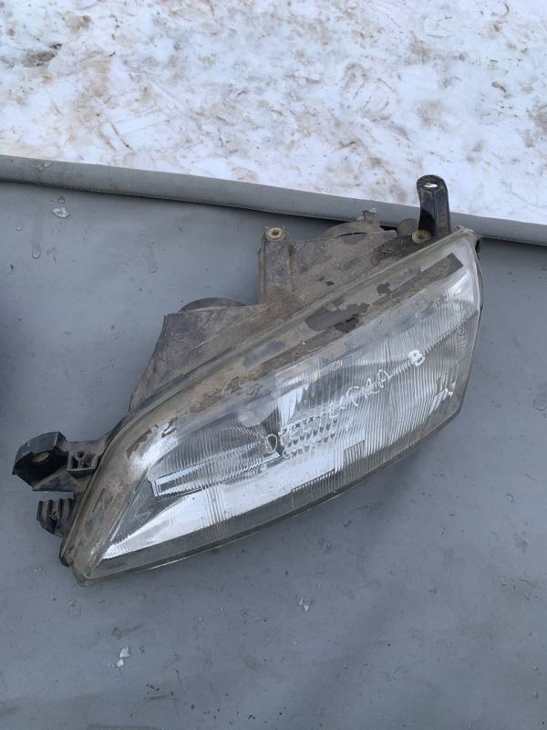 Фари передні ліва Опель Вектра Opel Vectra B Valeo