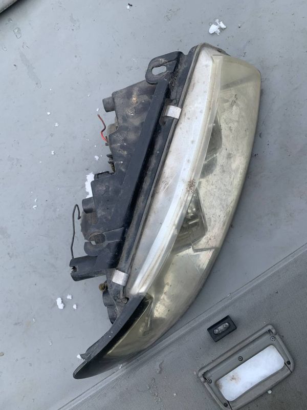 Фара передня права Volkswagen Passat B5 Китай