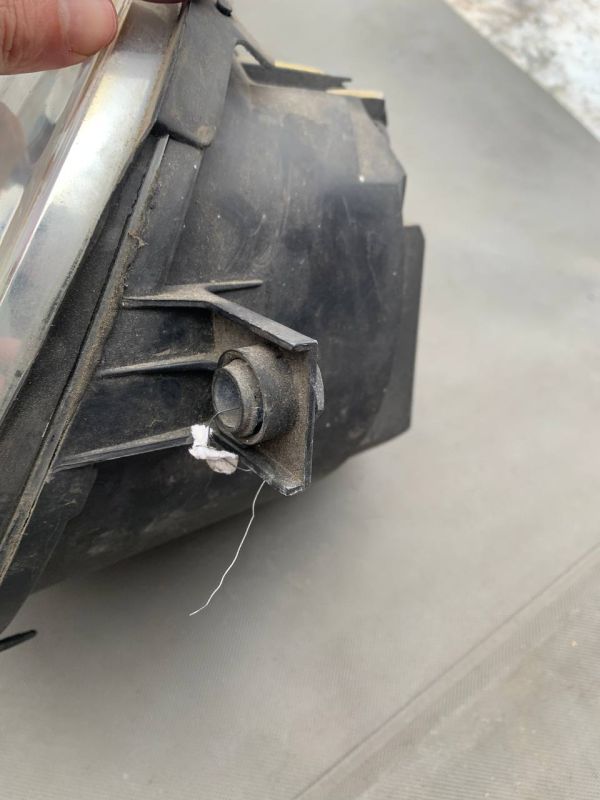 Фара передня права Volkswagen Lupo Уцінка