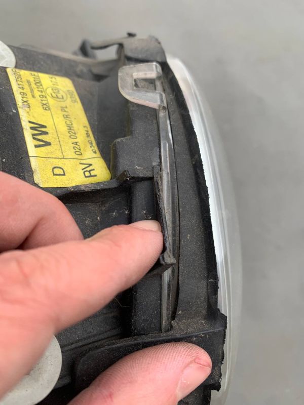 Фара передня права Volkswagen Lupo Уцінка