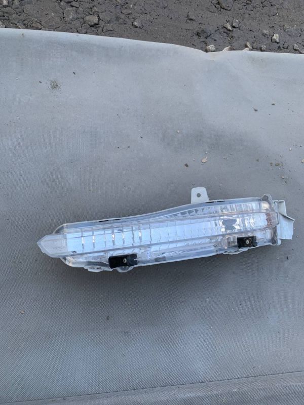 Покажчик поворота лівий в бампер Honda Pilot 2018-2022 Є Пошкодження