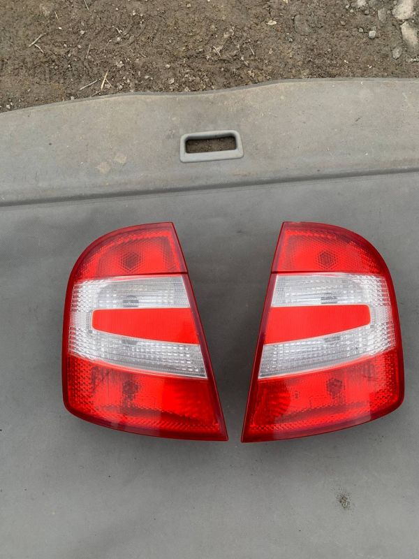 Ліхтар задній правий лівий Skoda Fabia I хетчбек рестайлінг Стоп 