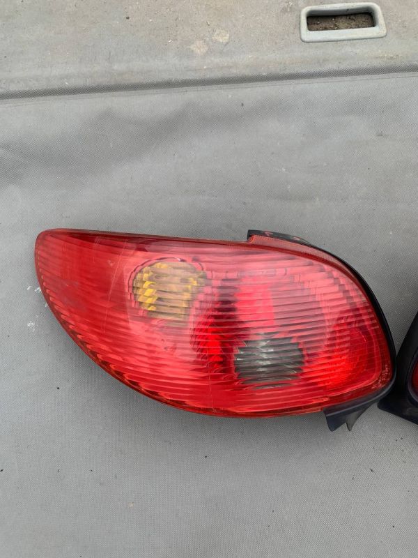 Задні ліхтарі стопи лівий правий Peugeot 206 CC кабріолет рестайлінг