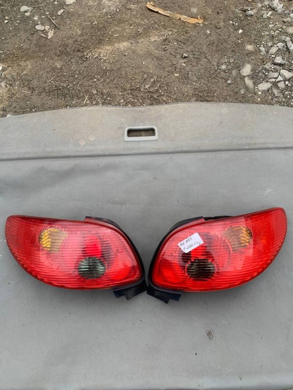 Задні ліхтарі стопи лівий правий Peugeot 206 CC кабріолет рестайлінг