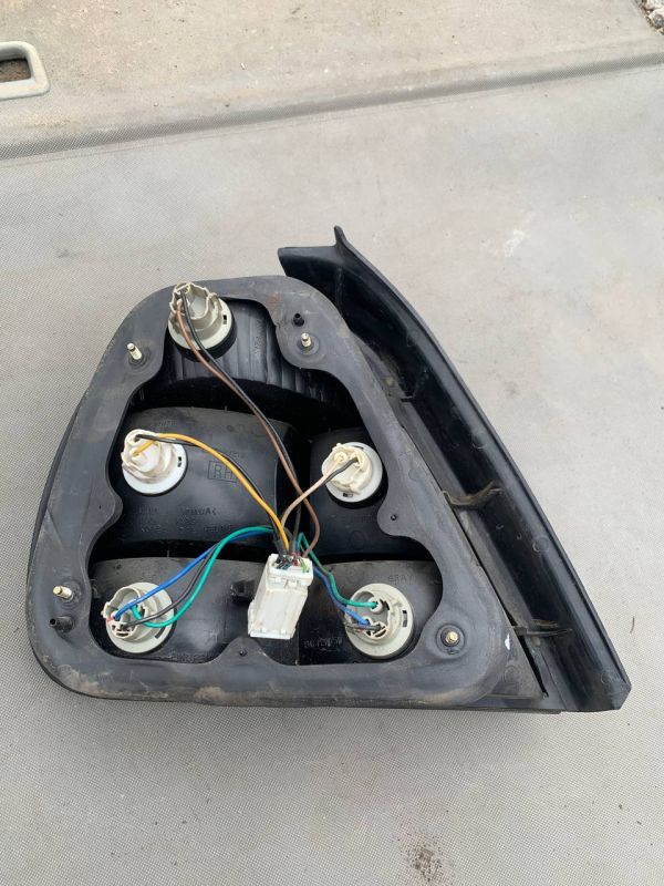 Фонарь стоп ліхтар задній лівий правий Daewoo Leganza Део Леганза