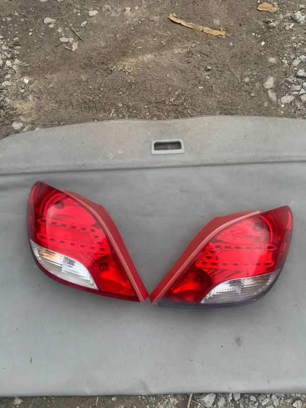Задній лівий правий ліхтар,стоп фонарь фара задня Peugeot 207 Пежо 207