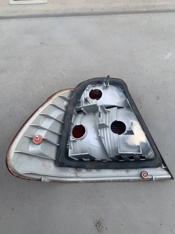 Ліхтар стоп фонарь задній лівий правий BMW 3 E46 БМВ 3 Е46 Седан